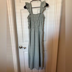 Old Navy Green Checkered Maxi Dress